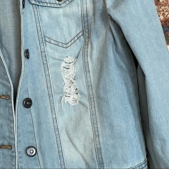 COPY - Lightweight stonewash denim jacket - Picture 4 of 6